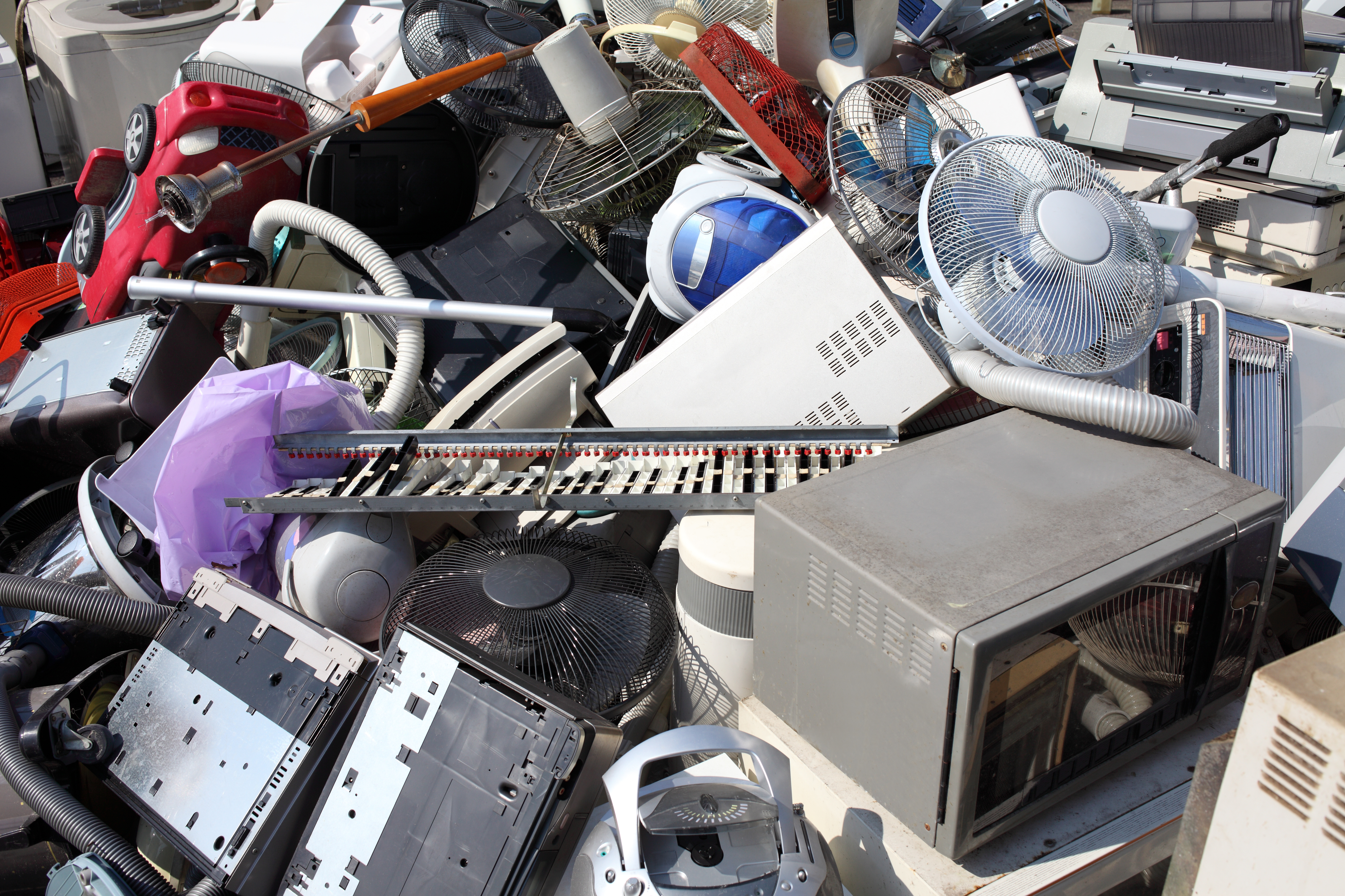 Lee más sobre el artículo [:es]Cien millones de kilos de residuos para reciclar[:va]Cent milions de quilos de residus per a reciclar[:]