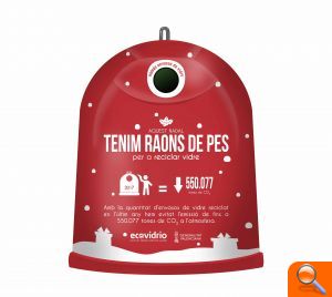 Lee más sobre el artículo [:es]Ecovidrio pone en marcha en Xàtiva la campaña»Tenemos Razones de peso» para reciclar durante las Fiestas de Navidad[:va]Ecovidrio posa en marxa a Xàtiva la campanya «Tenim Raons de pes» per reciclar durant les Festes de Nadal[:]