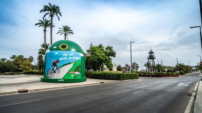 Lee más sobre el artículo La Vuelta llega a Alicante con el contenedor más grande del mundo
