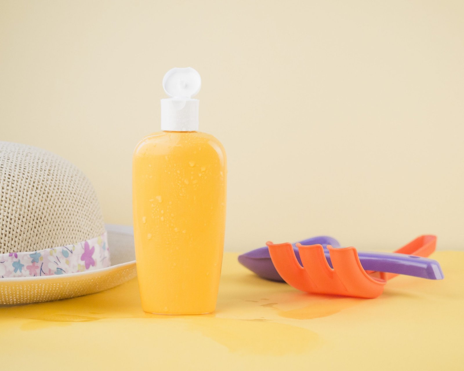 Lee más sobre el artículo ¿Sabes dónde se deposita… el envase de la crema solar?